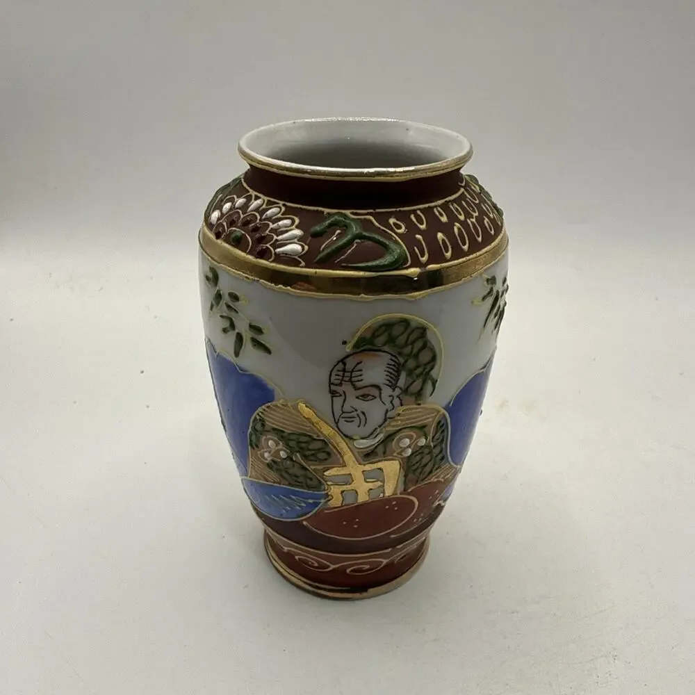 Vintage Japanese Satsuma Style Miniature Vase Geisha Hand Painted Gold 4” *